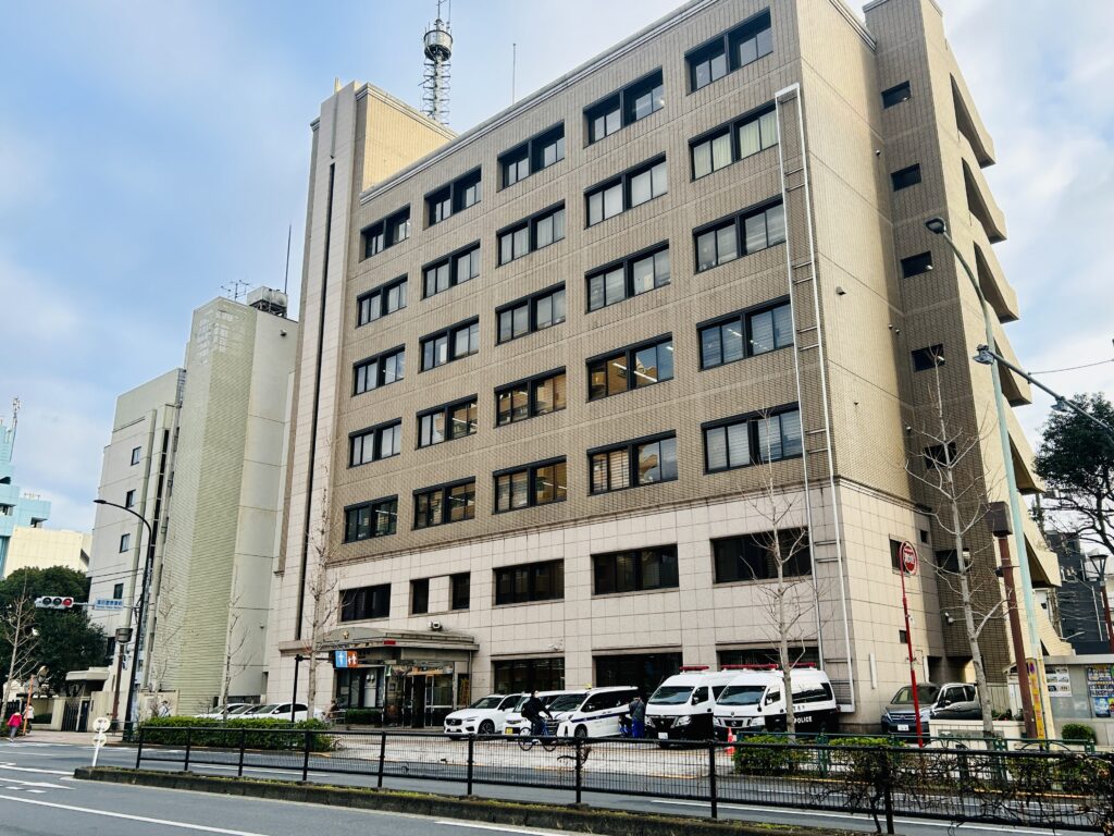 現在の画像: 蒲田警察署の車庫証明は 行政書士事務所 城南浅井リーガライズ 最短即日申請!